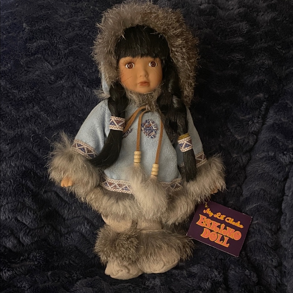 Vtg My lil' Alaska Eskimo Doll Fur Trim Outfit Blk Hair W/ Braids Porcelain Face